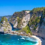 Menikmati Indahnya Diamond Beach di Nusa Penida