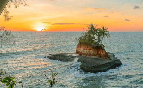 Potensi Wisata Terpendam, Pantai Tapak Balai Bengkulu Utara Nan Eksotis