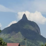 Keindahan Alam Bukit Serelo Sumatera Selatan Bentuknya Unik Berbeda Dari Bukit Lainnya