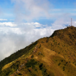 Menikmati Keindahan Surgawi Indonesia di Gunung Merbabu