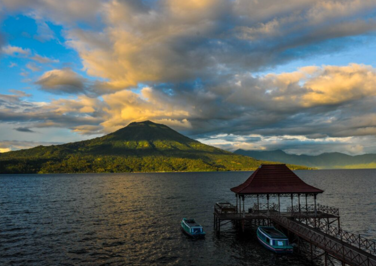 Menjelajahi Danau Ranau, Permata Alam di Sumatera Selatan