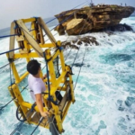 Pantai Timang, Memacu Adrenalin Di Atas Deburan Ombak