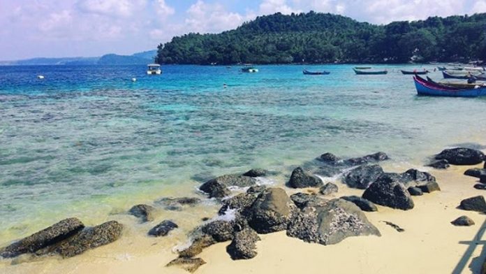 Pantai Lanaga Surga Dunia Aceh Barat