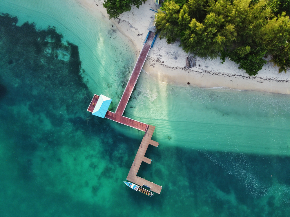 Pesona Pulau Dodola, Perpaduan Keindahan Alam dan Sisa-Sisa Peninggalan Perang Dunia