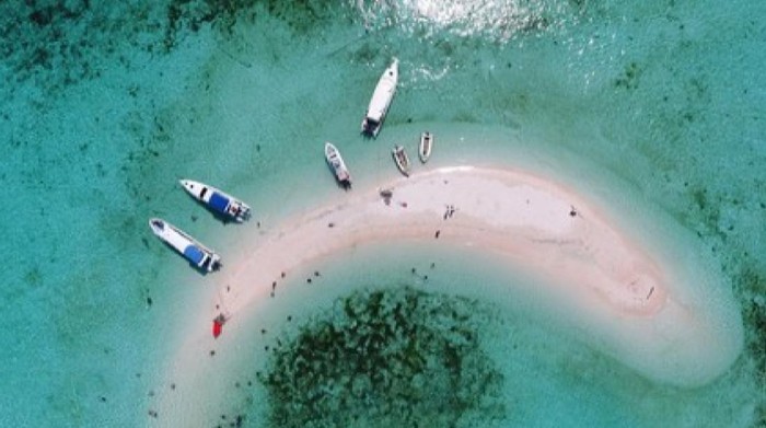 Taka Makassar, Sepotong Pulau yang Hilang Muncul di TN Komodo