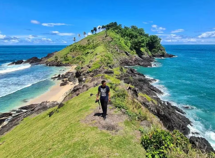 Keindahan Tersembunyi Pulau Breueh Aceh Besar