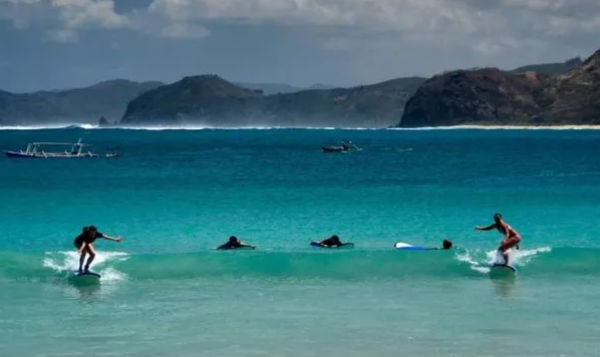 Pantai Selong Belanak, Surga Nan Indah di Lombok Tengah