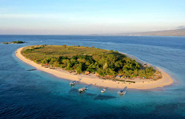 Pesona Gili Kondo Lombok yang Menawan