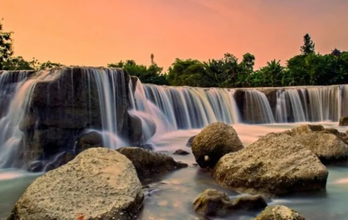 Curug Parigi Pesona Air Terjun Tersembunyi di Hutan Bekasi