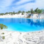 Keindahan Danau Kaolin, Tempat Wisata Bekas Tambang Timah di Bangka